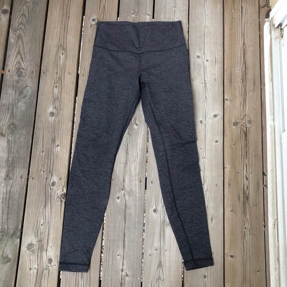 Lululemon leggings size 8 grey - Picture 1 of 4